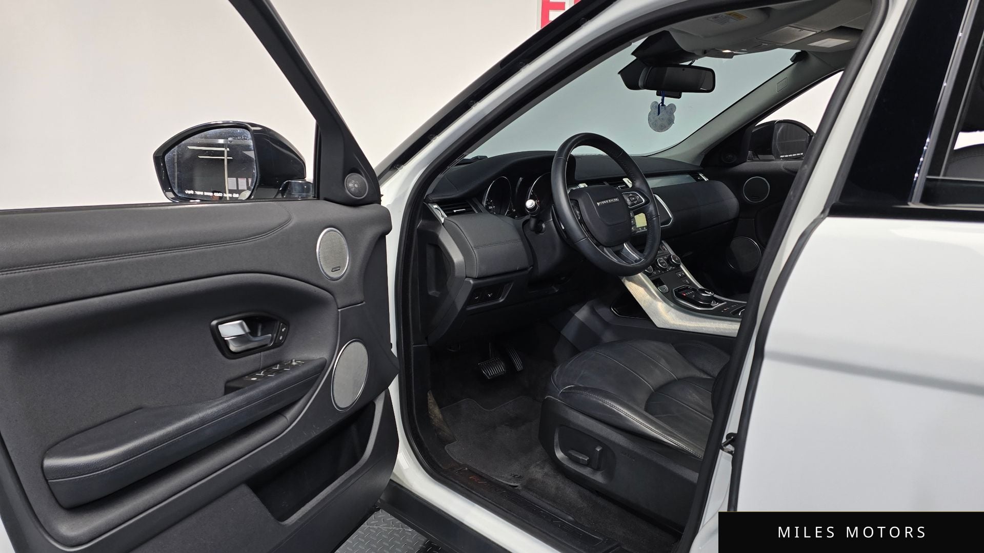 Land Rover 레인지로버 이보크 2017 — миниатюра 10
