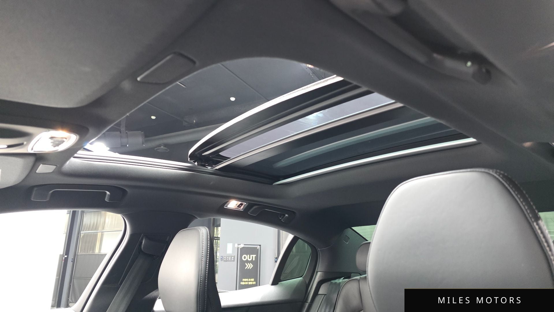 Volvo S60 2022 — миниатюра 17