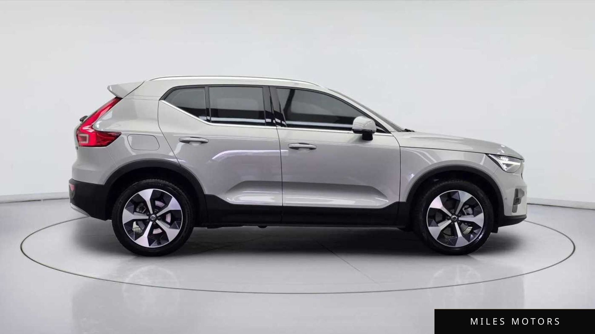 Volvo XC40 2024 — миниатюра 3