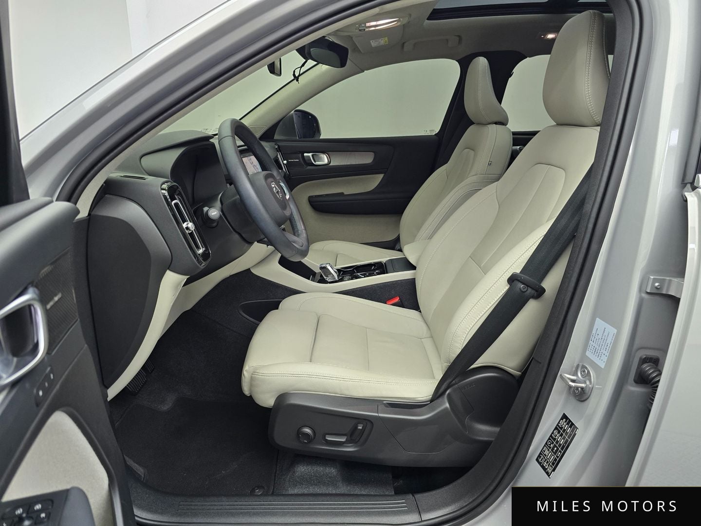 Volvo XC40 2024 — миниатюра 7