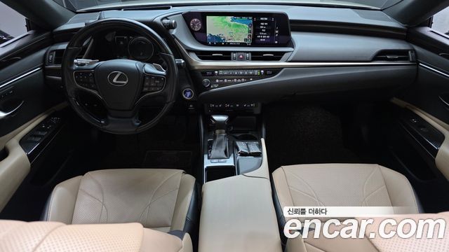 Лексус ES300h 2019 — миниатюра 7