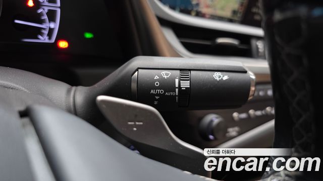 Лексус ES300h 2019 — миниатюра 15
