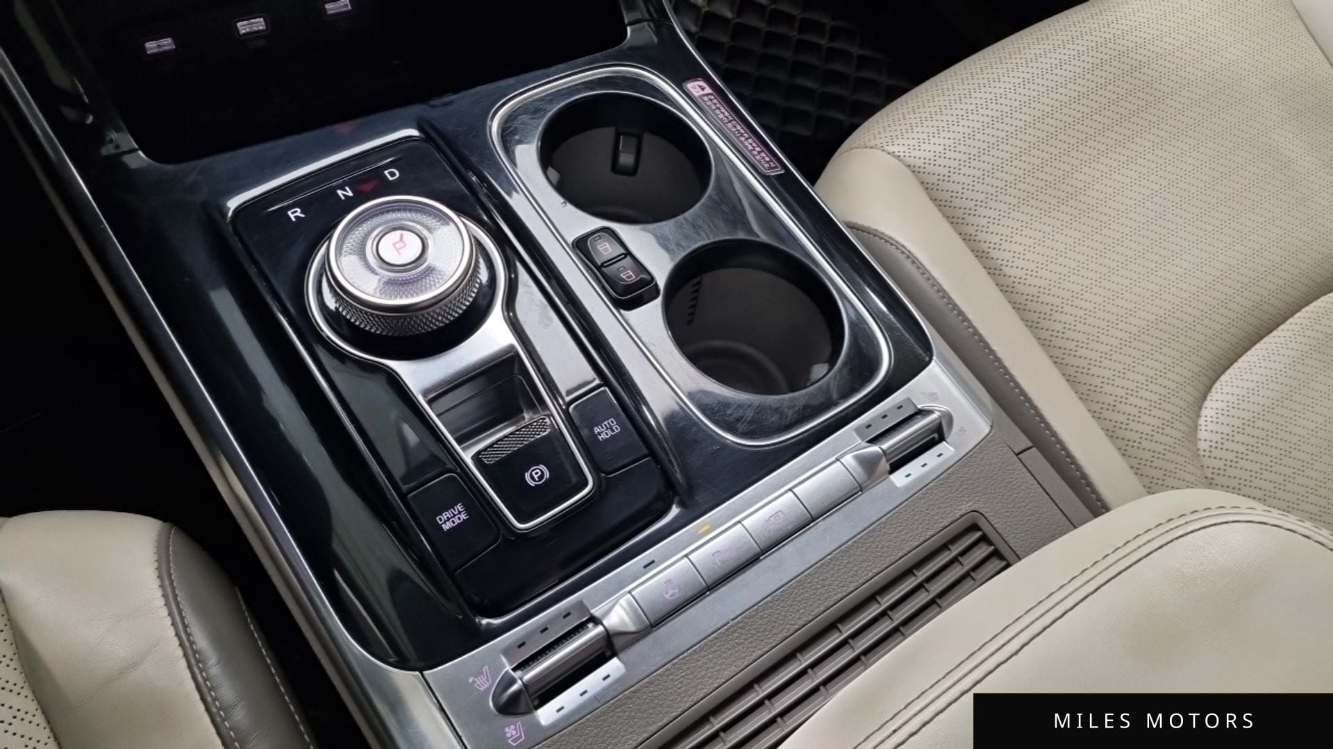 Kia Carnival 2021 — миниатюра 9