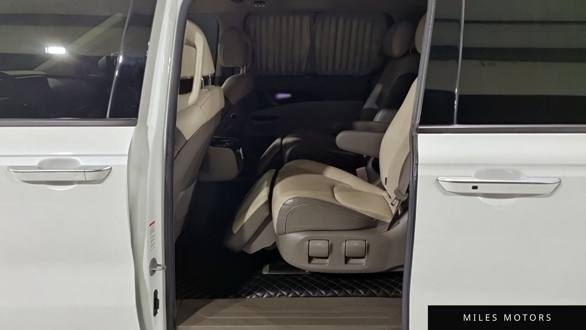 Kia Carnival 2021 — миниатюра 11