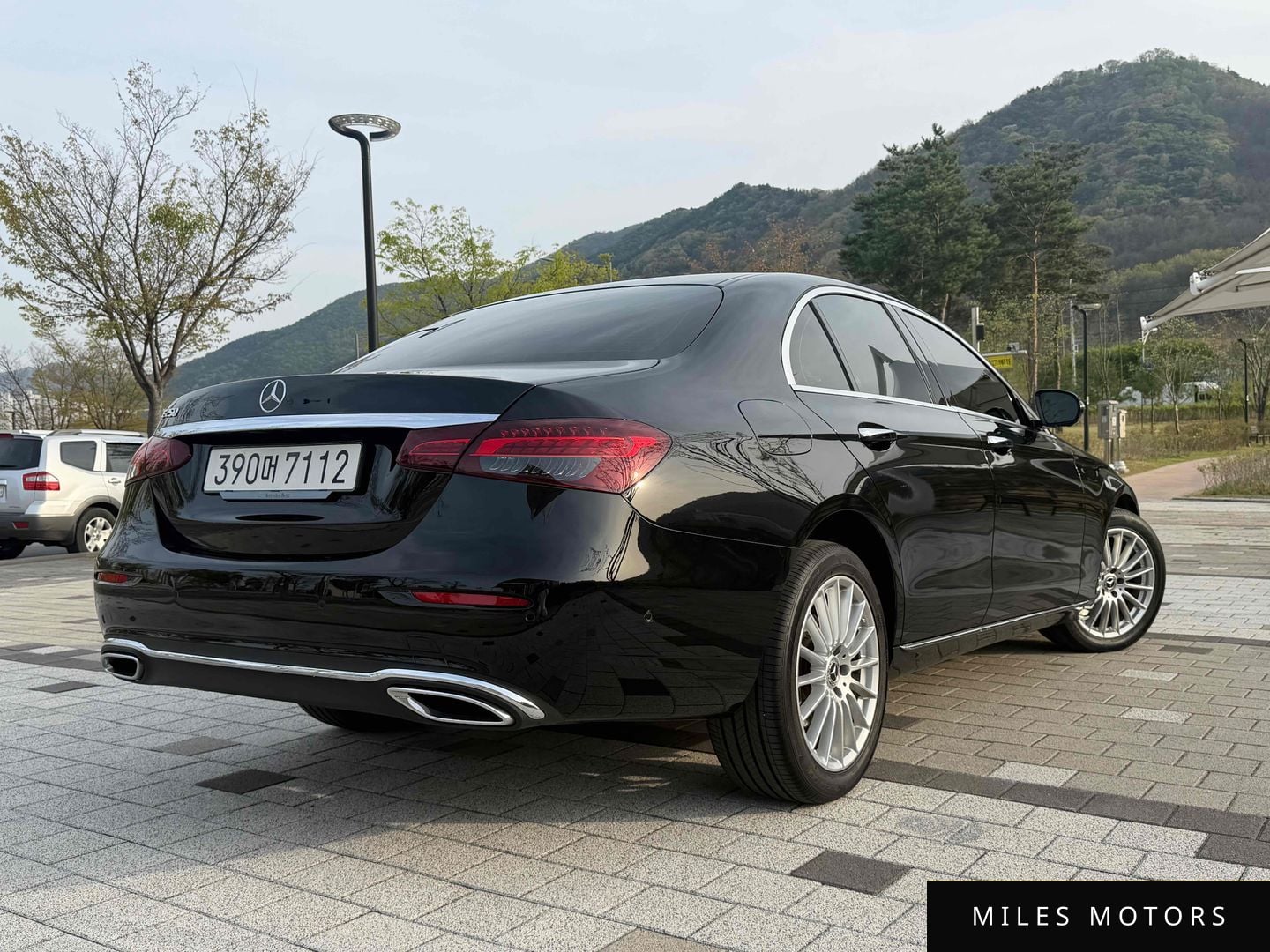 Mercedes-Benz E-Class W213 2023 — миниатюра 2