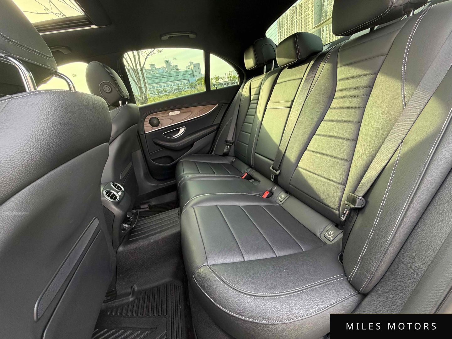 Mercedes-Benz E-Class W213 2023 — миниатюра 11