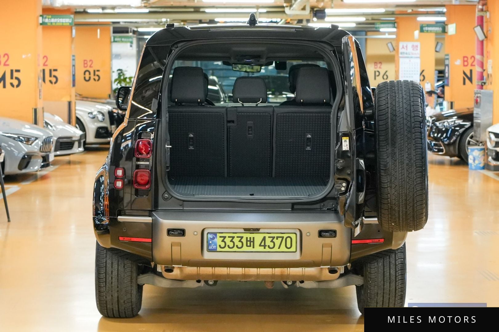 Land Rover Defender 2024 — миниатюра 4