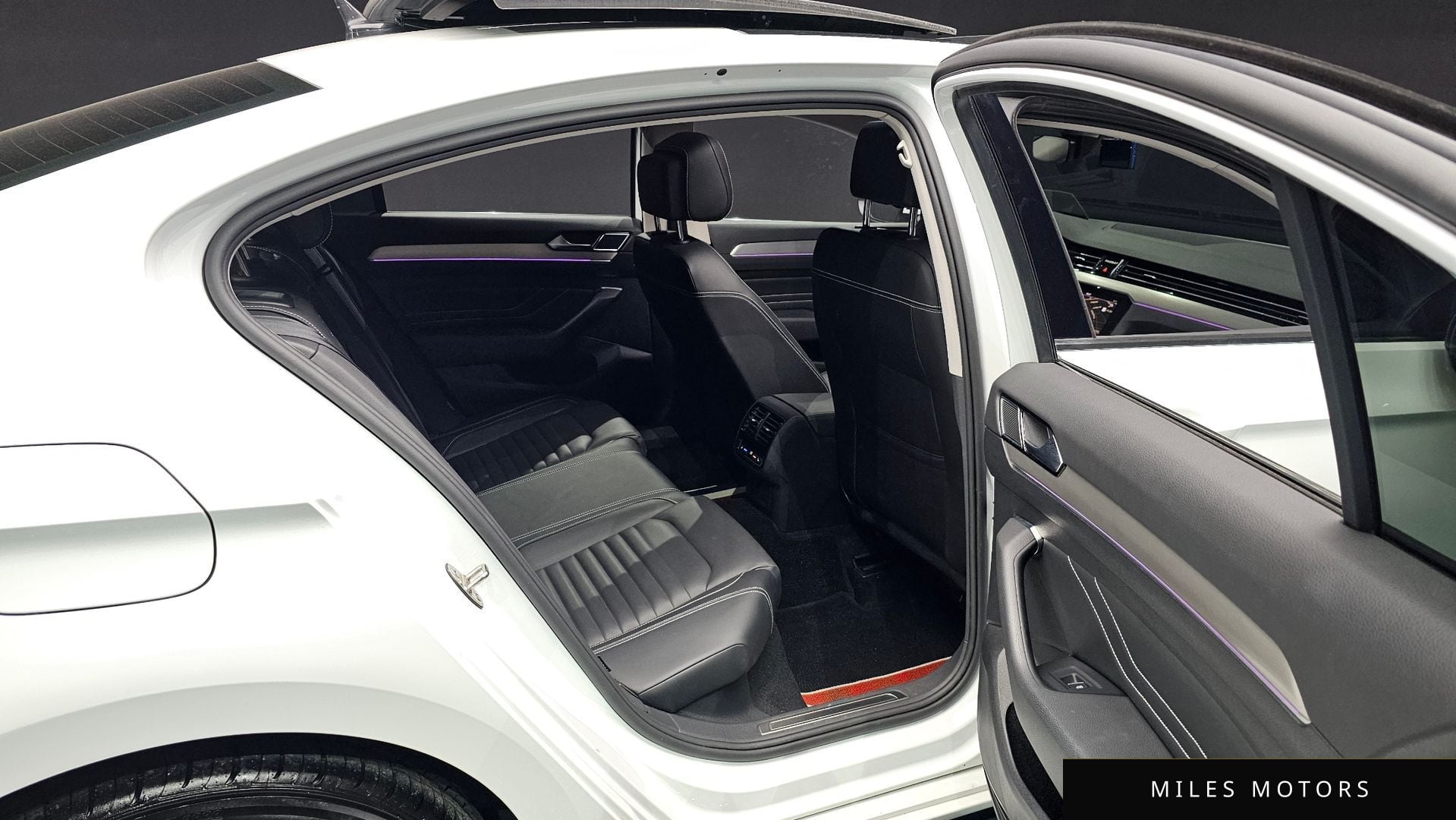 Volkswagen 파사트 GT(B8) 2021 — миниатюра 17
