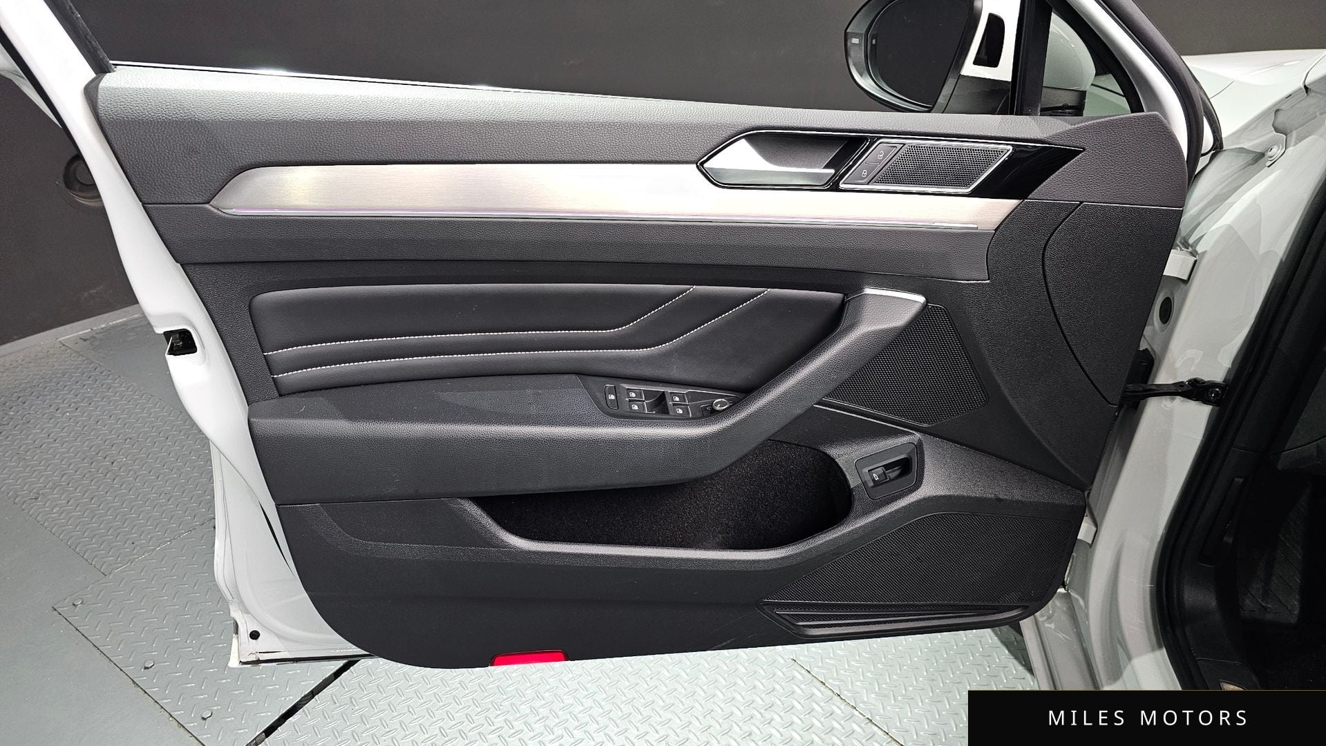 Volkswagen 파사트 GT(B8) 2021 — миниатюра 14