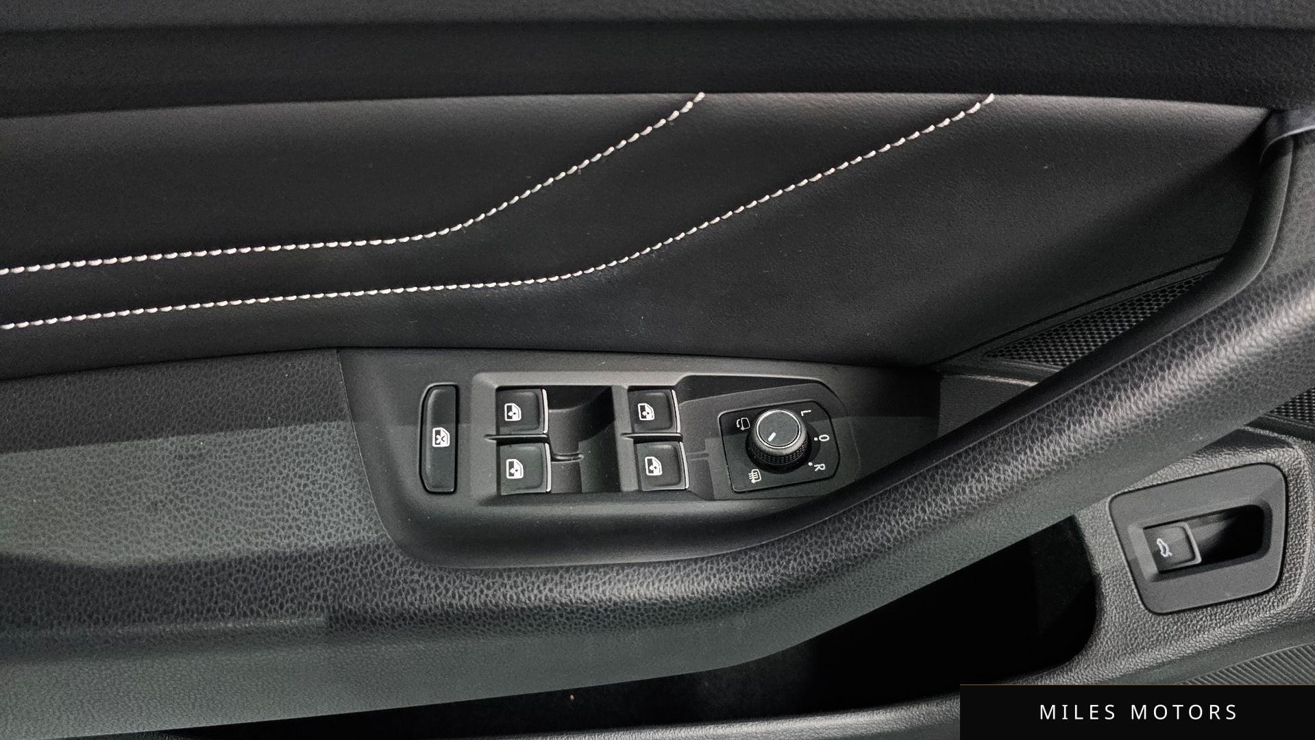 Volkswagen 파사트 GT(B8) 2021 — миниатюра 27
