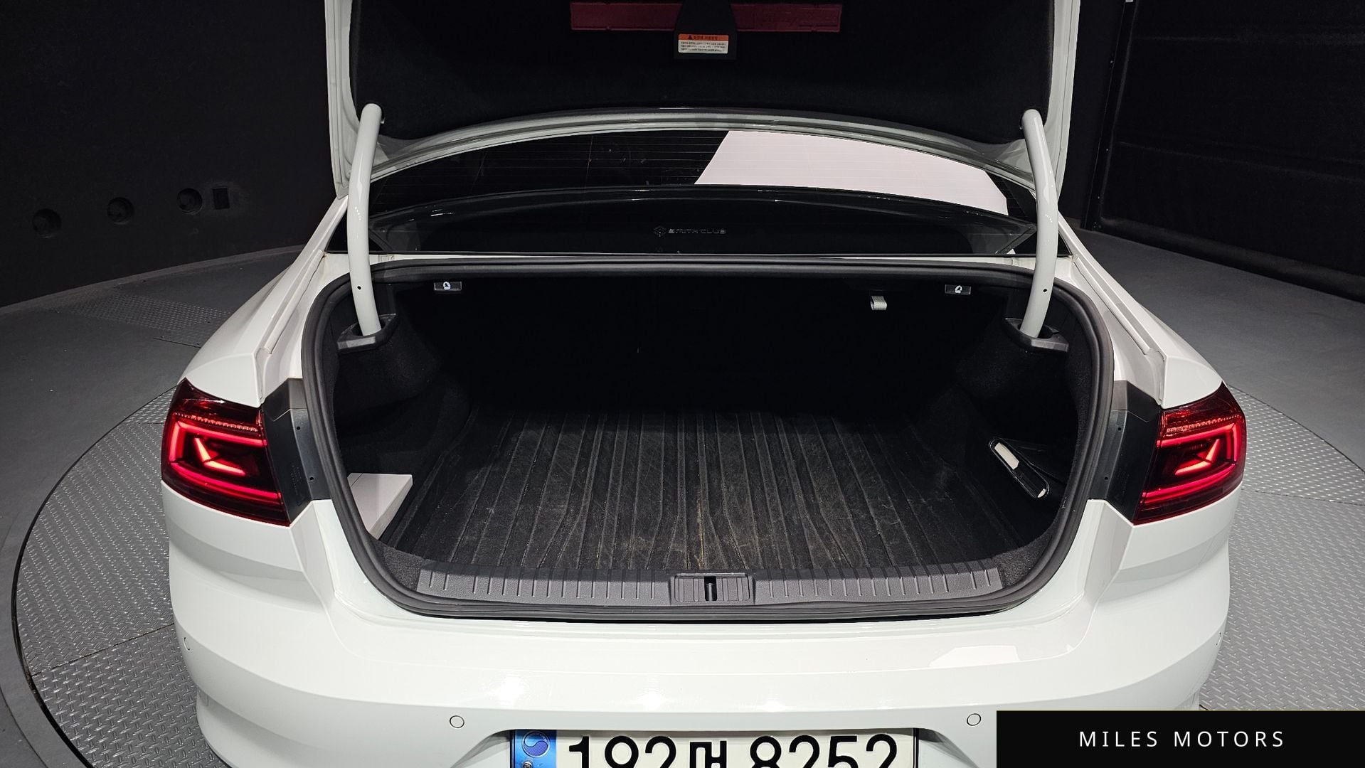 Volkswagen 파사트 GT(B8) 2021 — миниатюра 32