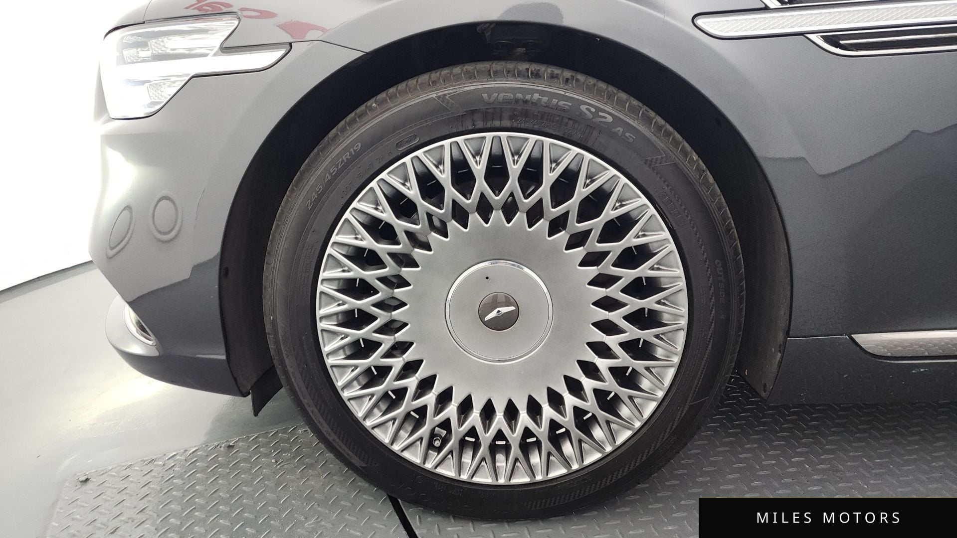 Genesis G90 2019 — миниатюра 4