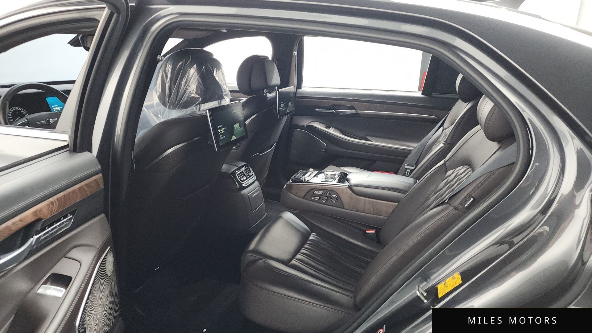 Genesis G90 2019 — миниатюра 23