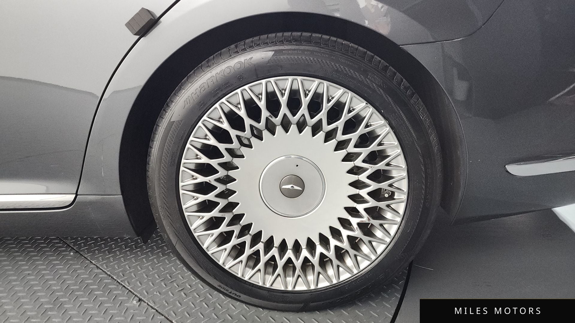 Genesis G90 2019 — миниатюра 6