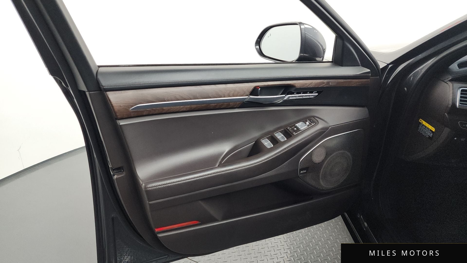 Genesis G90 2019 — миниатюра 13