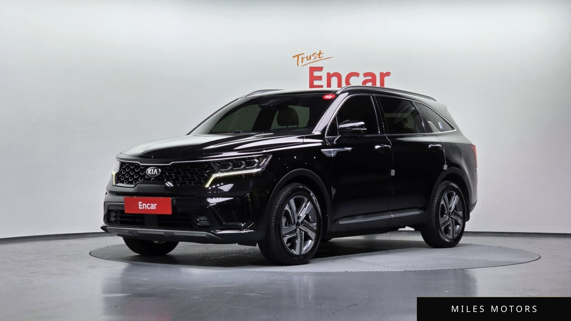 Kia Sorento 2021 — фото 1 из 12