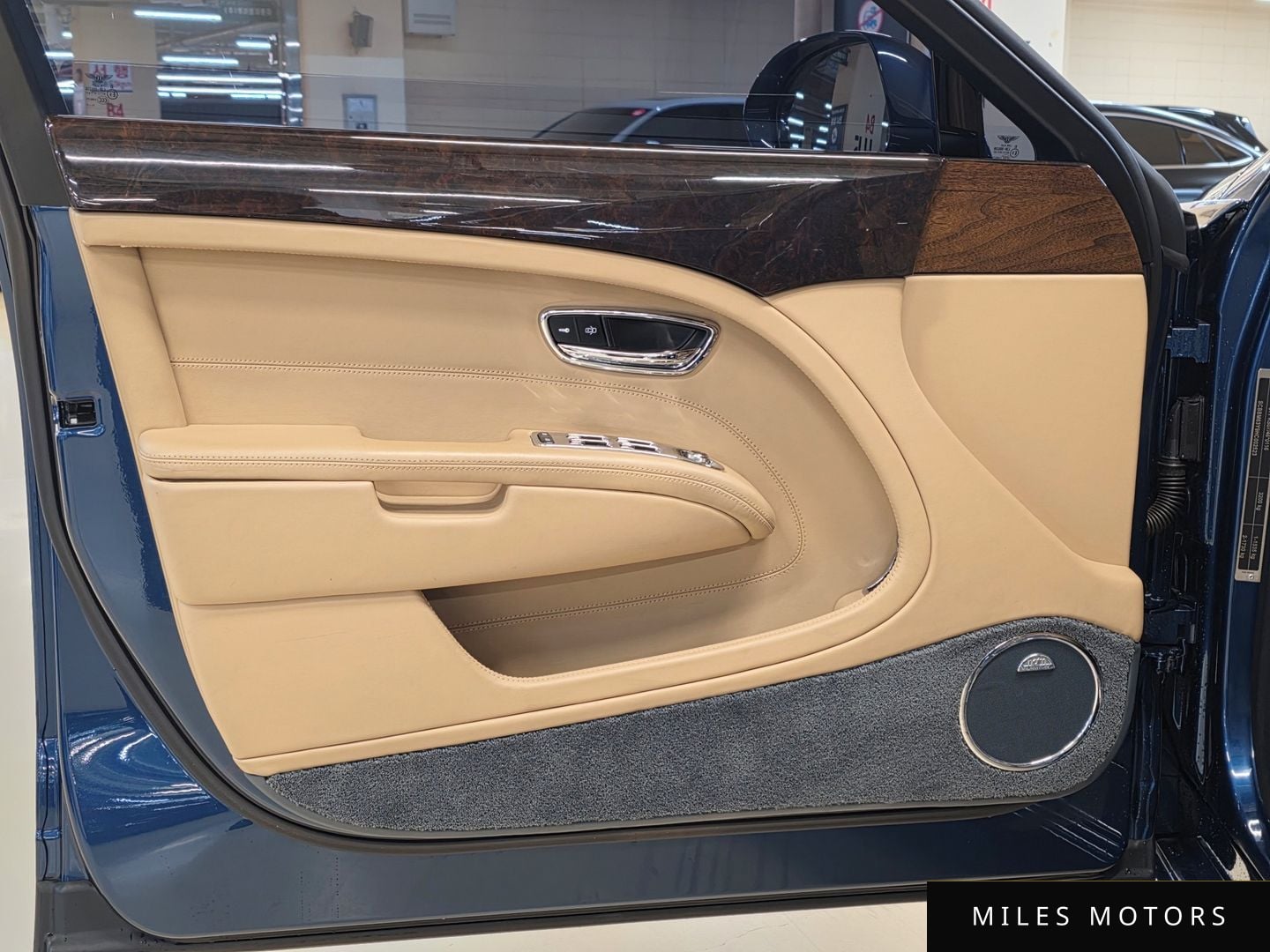 Bentley Mulsanne 2017 — миниатюра 7