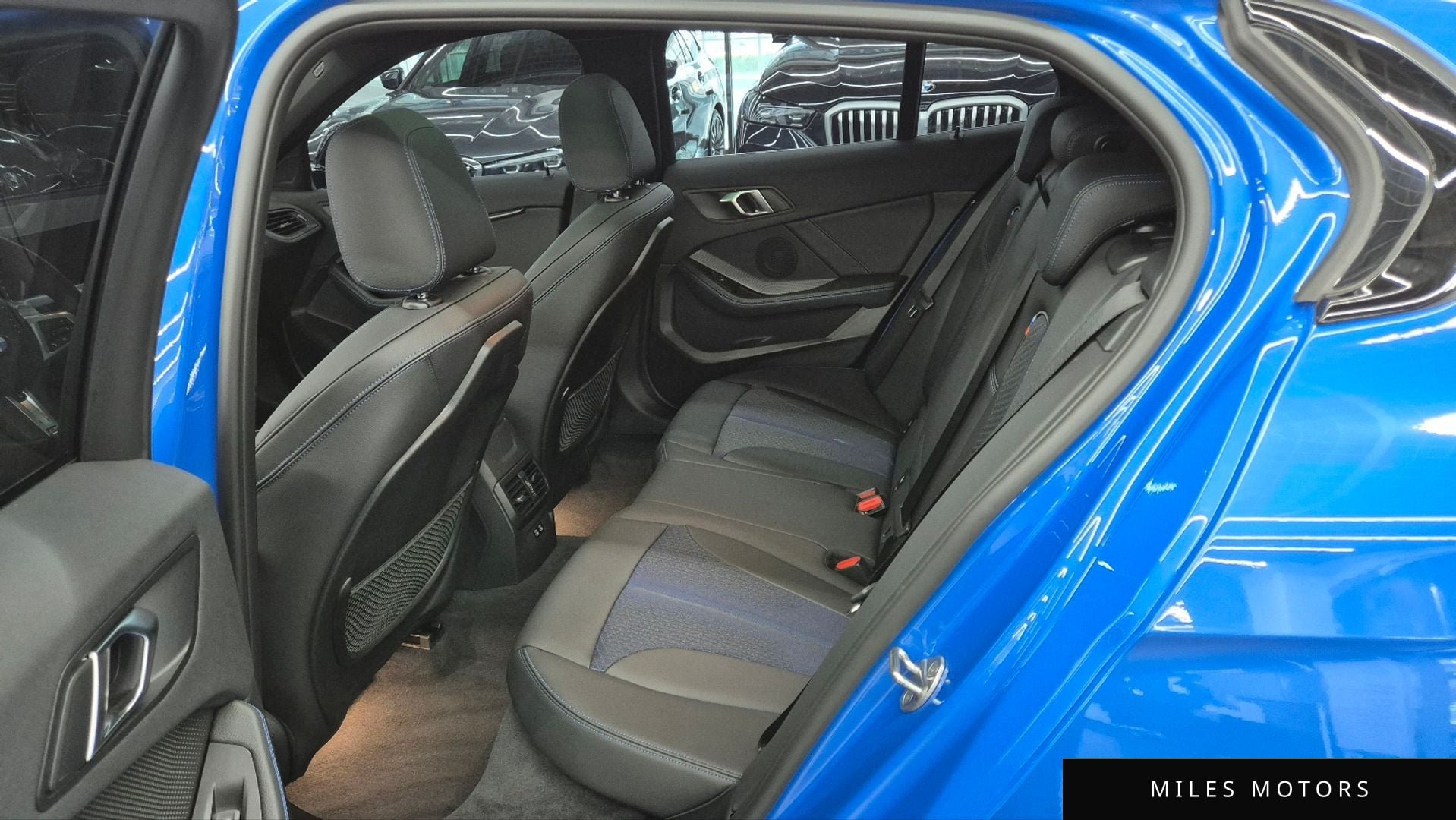 BMW 1 Series (F40) 2023 — миниатюра 11