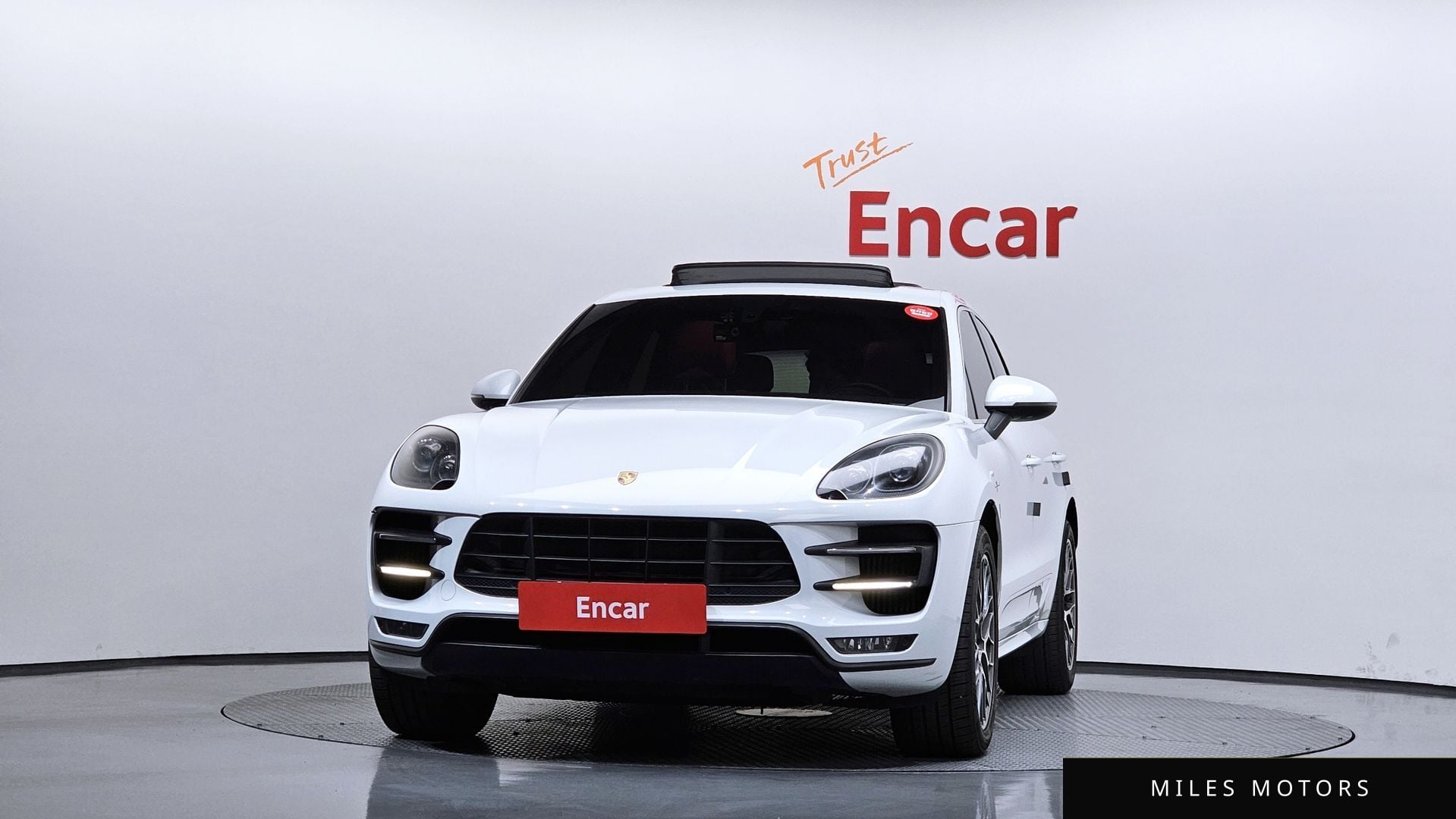 Porsche Macan 2016 — миниатюра 3