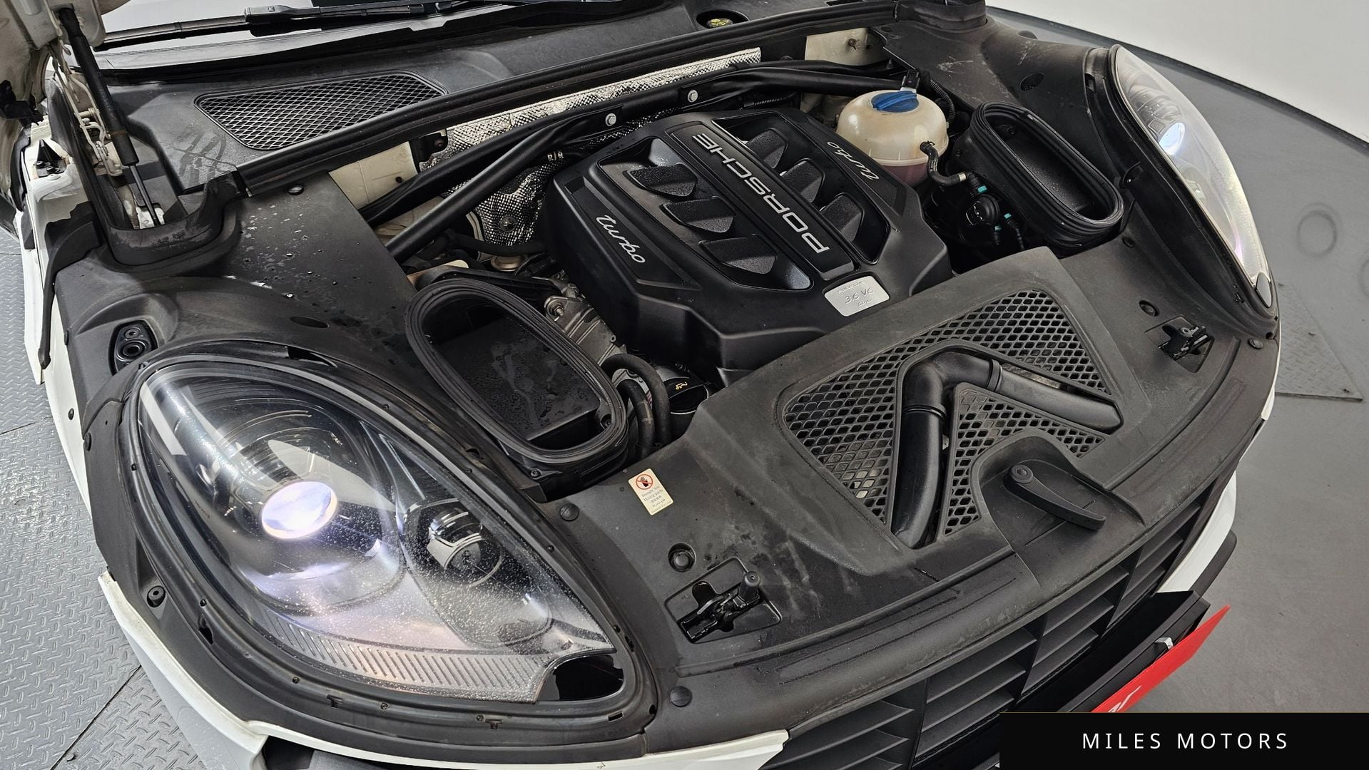 Porsche Macan 2016 — миниатюра 6