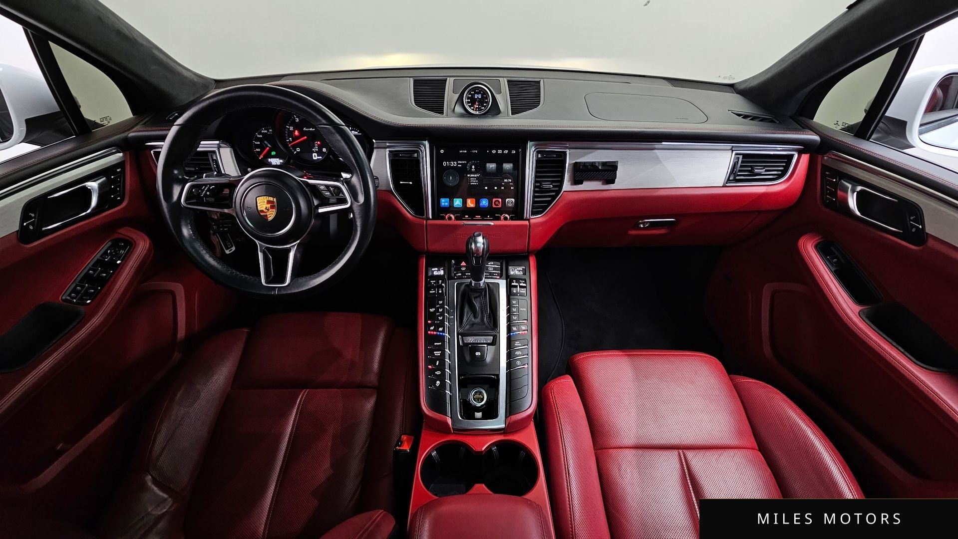 Porsche Macan 2016 — миниатюра 7