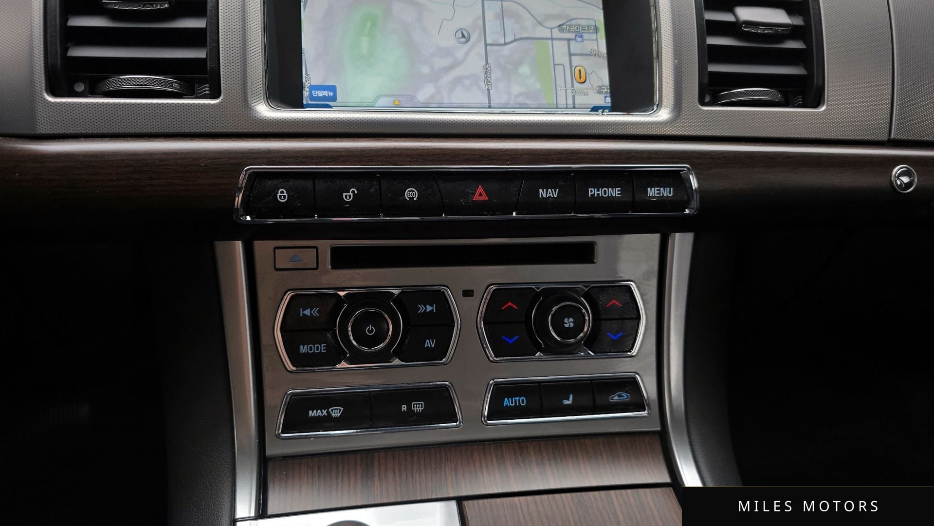 Jaguar New XF 2014 — миниатюра 18