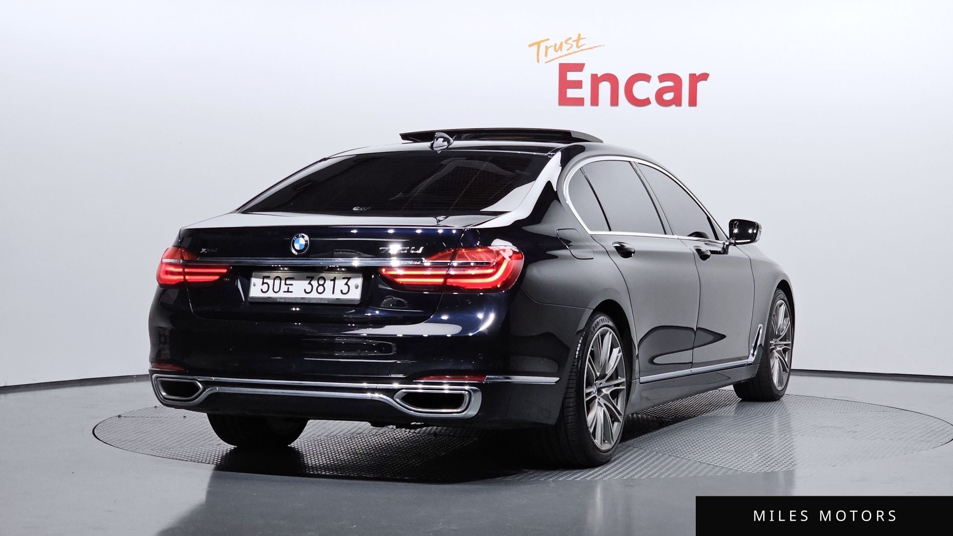 BMW 7 Series (G11) 2016 — миниатюра 2