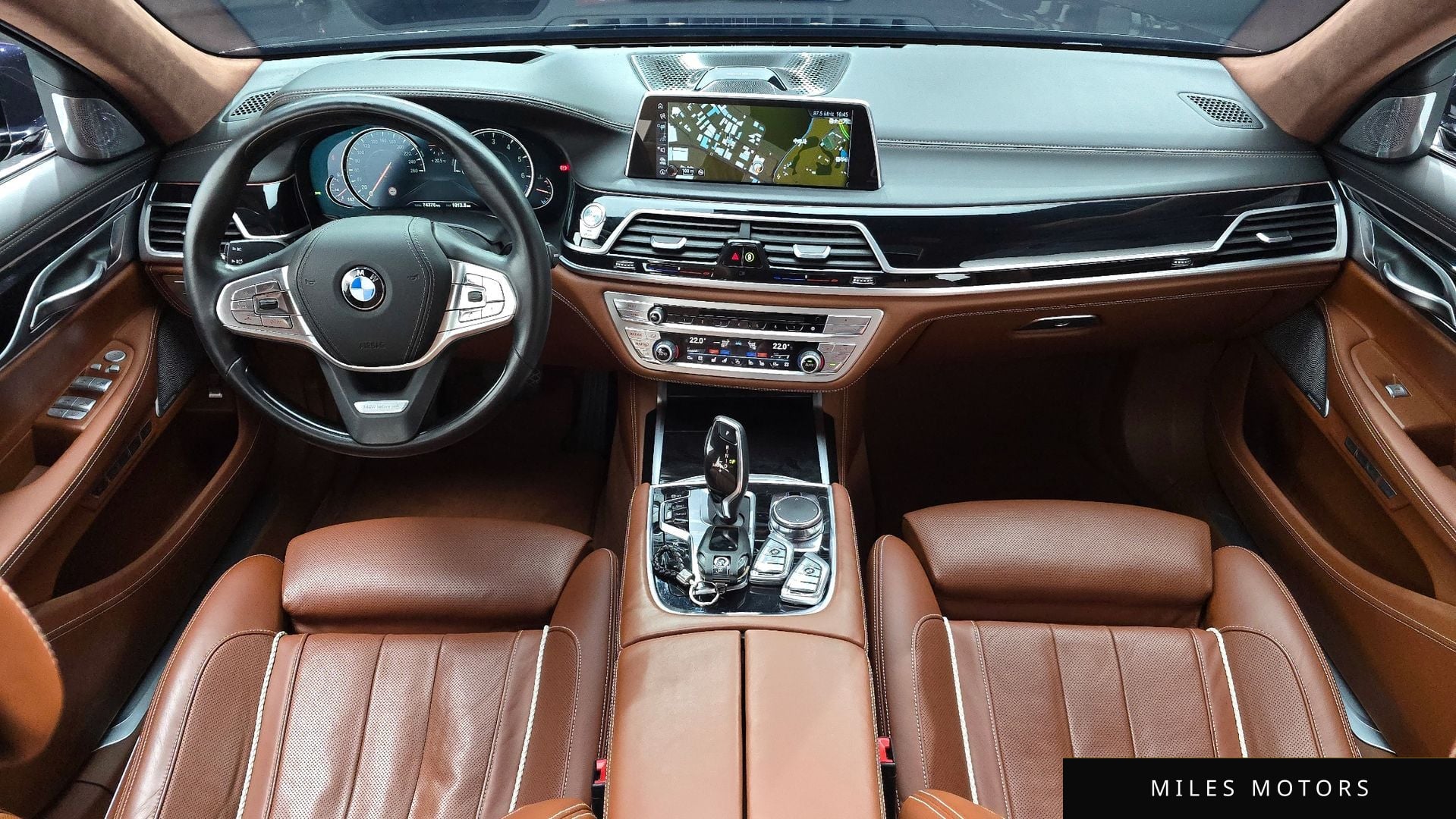 BMW 7 Series (G11) 2016 — миниатюра 7