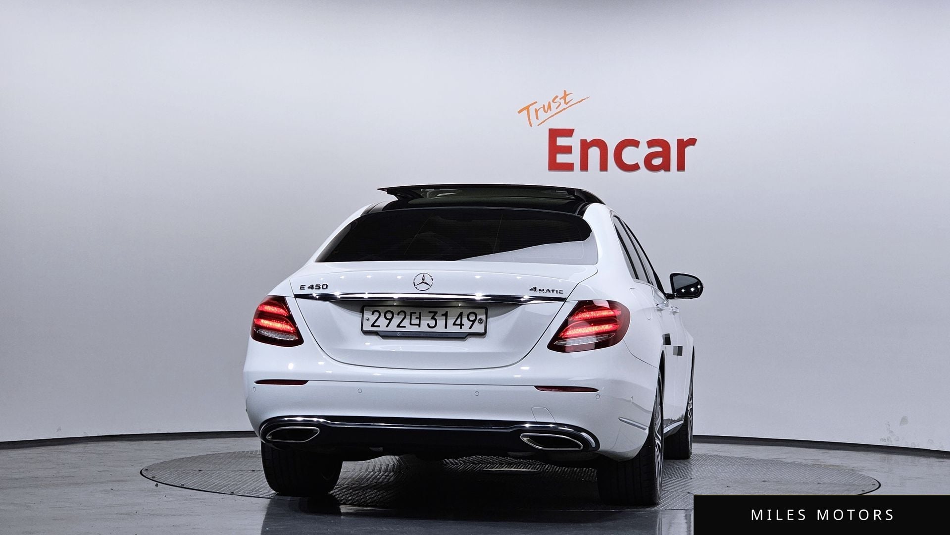 Mercedes-Benz E-Class W213 2020 — миниатюра 4