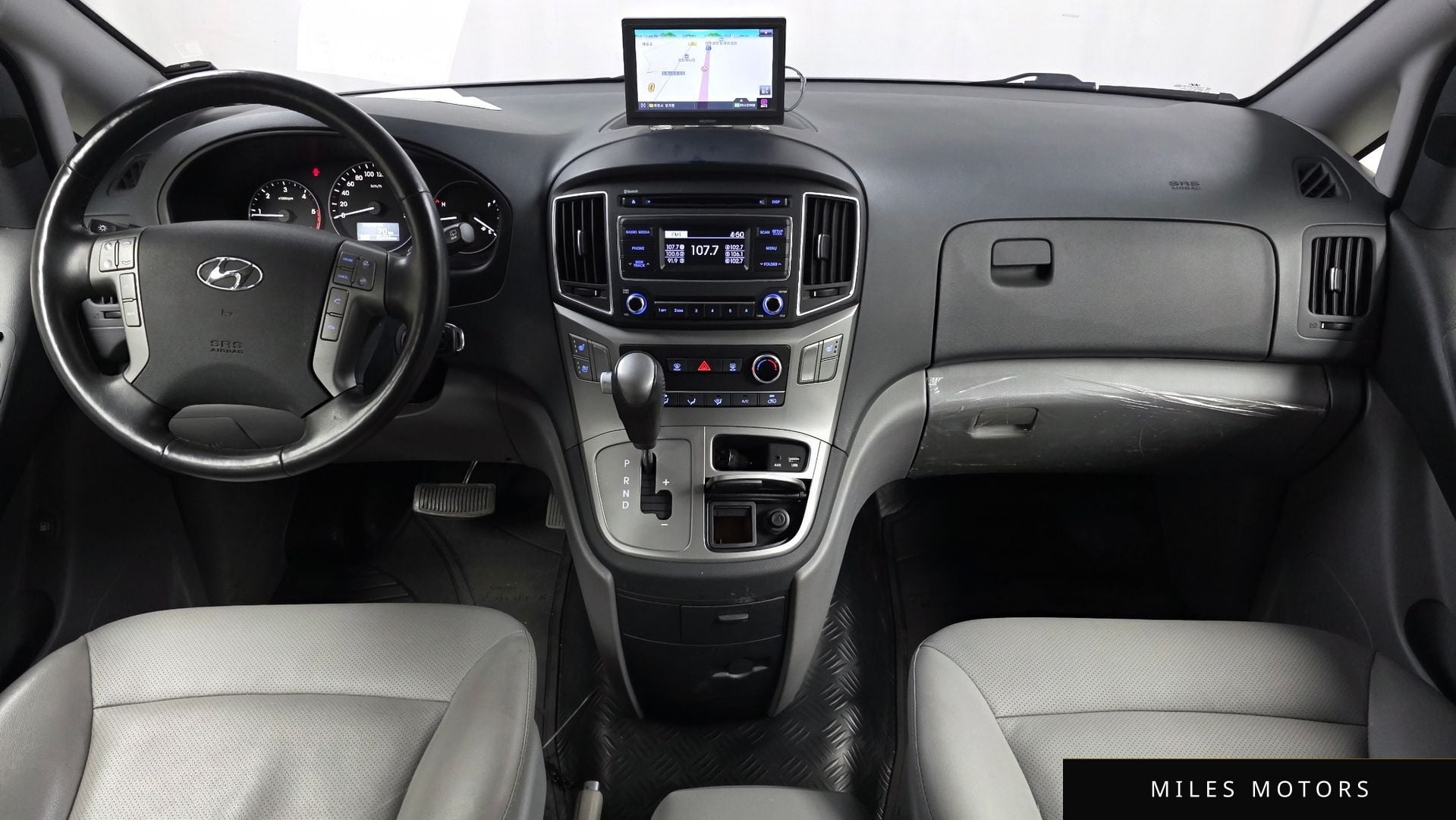 Hyundai Starex 2019 — миниатюра 10