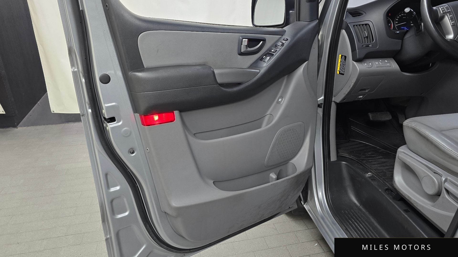 Hyundai Starex 2019 — миниатюра 14