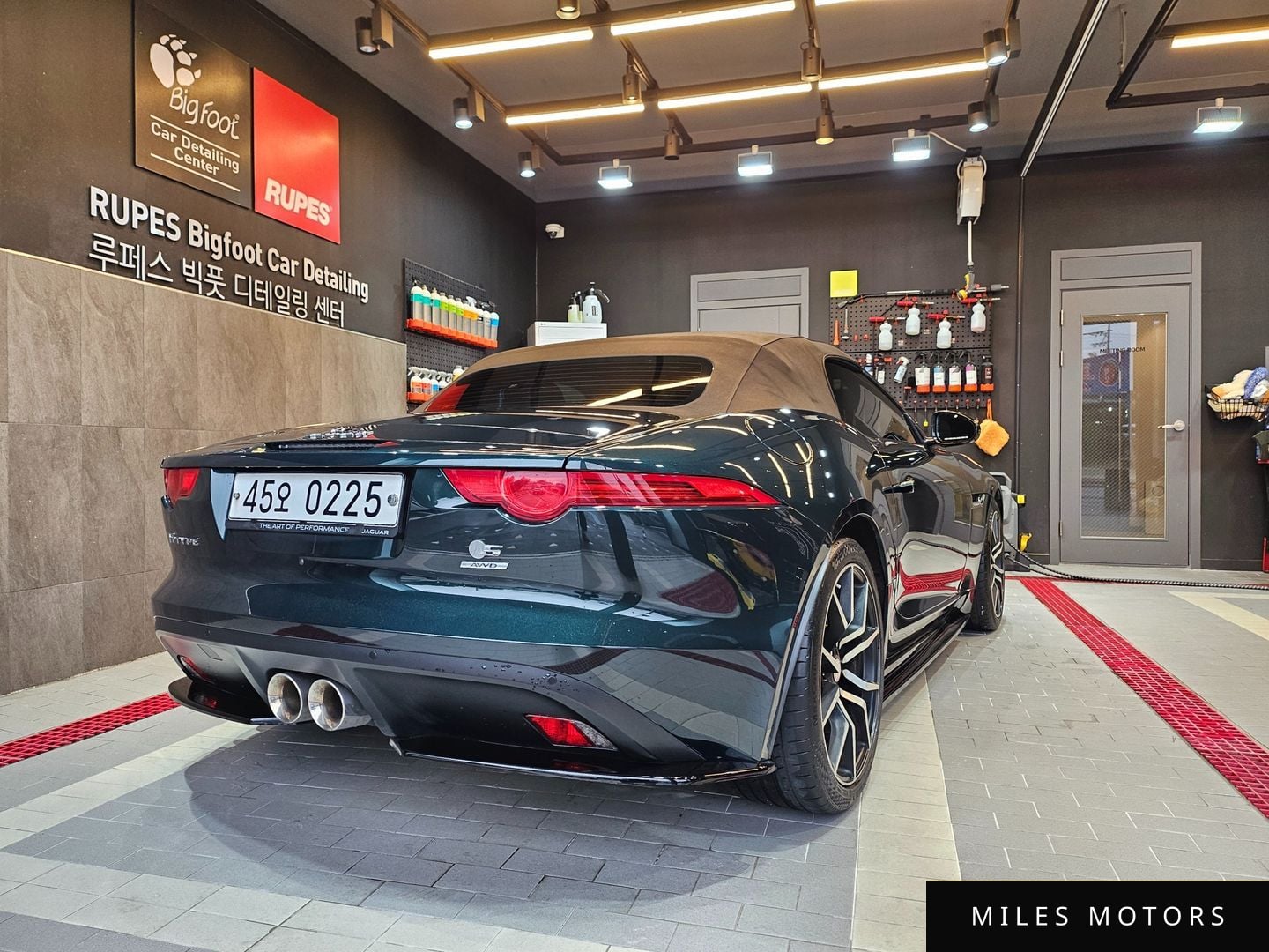 Jaguar F-TYPE 2017 — миниатюра 5