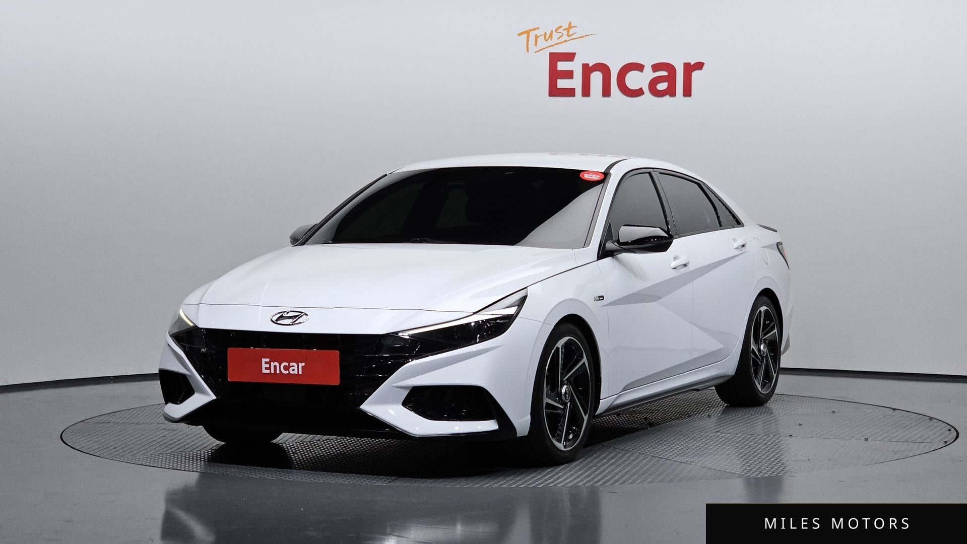 Hyundai AVANTE 2023 — фото 1 из 12