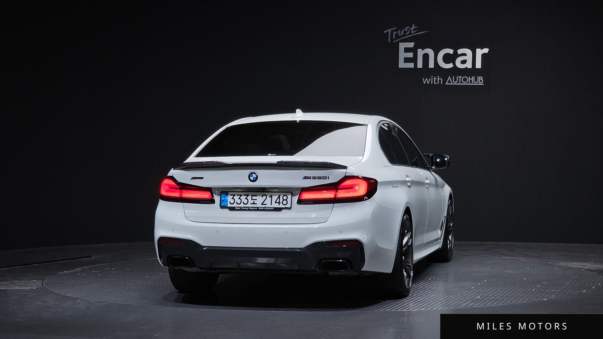 BMW 5시리즈 (G30) 2020 — миниатюра 4