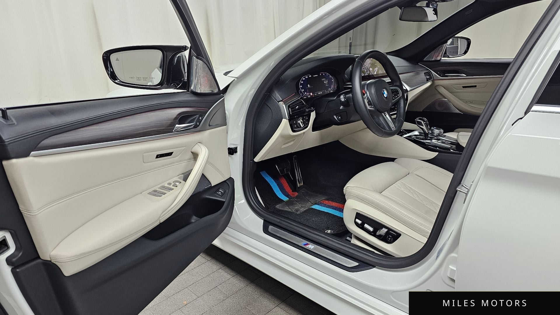 BMW 5시리즈 (G30) 2020 — миниатюра 13