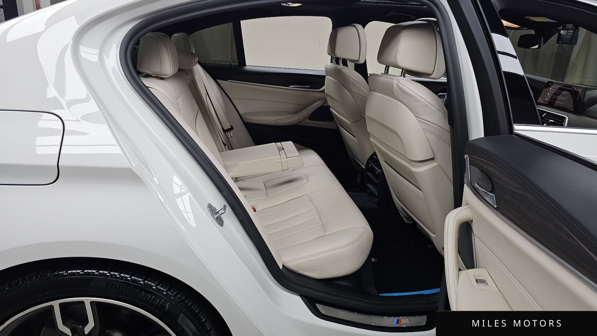 BMW 5시리즈 (G30) 2020 — миниатюра 18