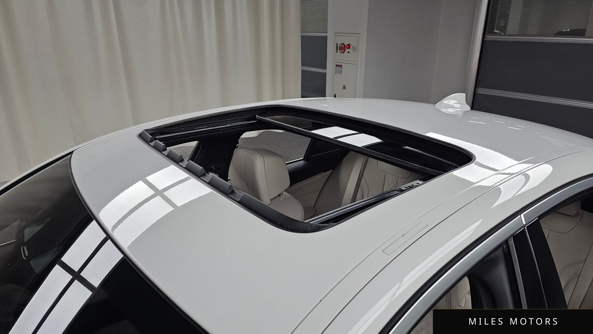 BMW 5시리즈 (G30) 2020 — миниатюра 25