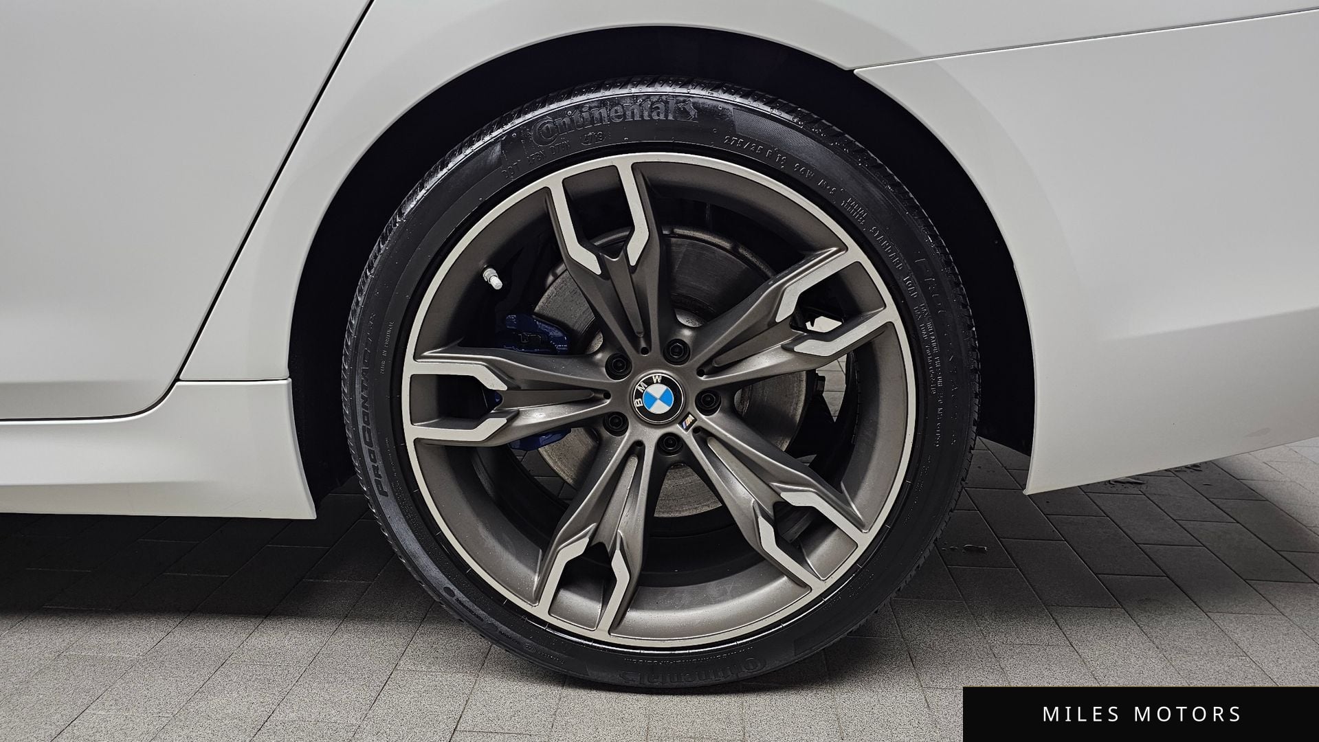 BMW 5시리즈 (G30) 2020 — миниатюра 7