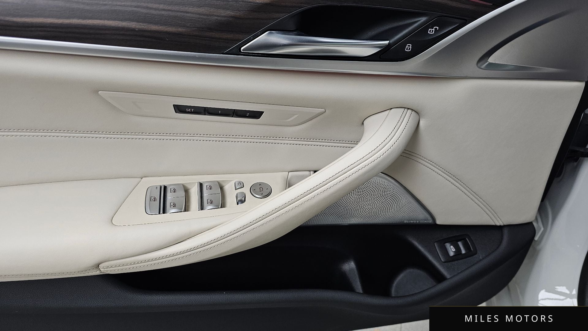 BMW 5시리즈 (G30) 2020 — миниатюра 30