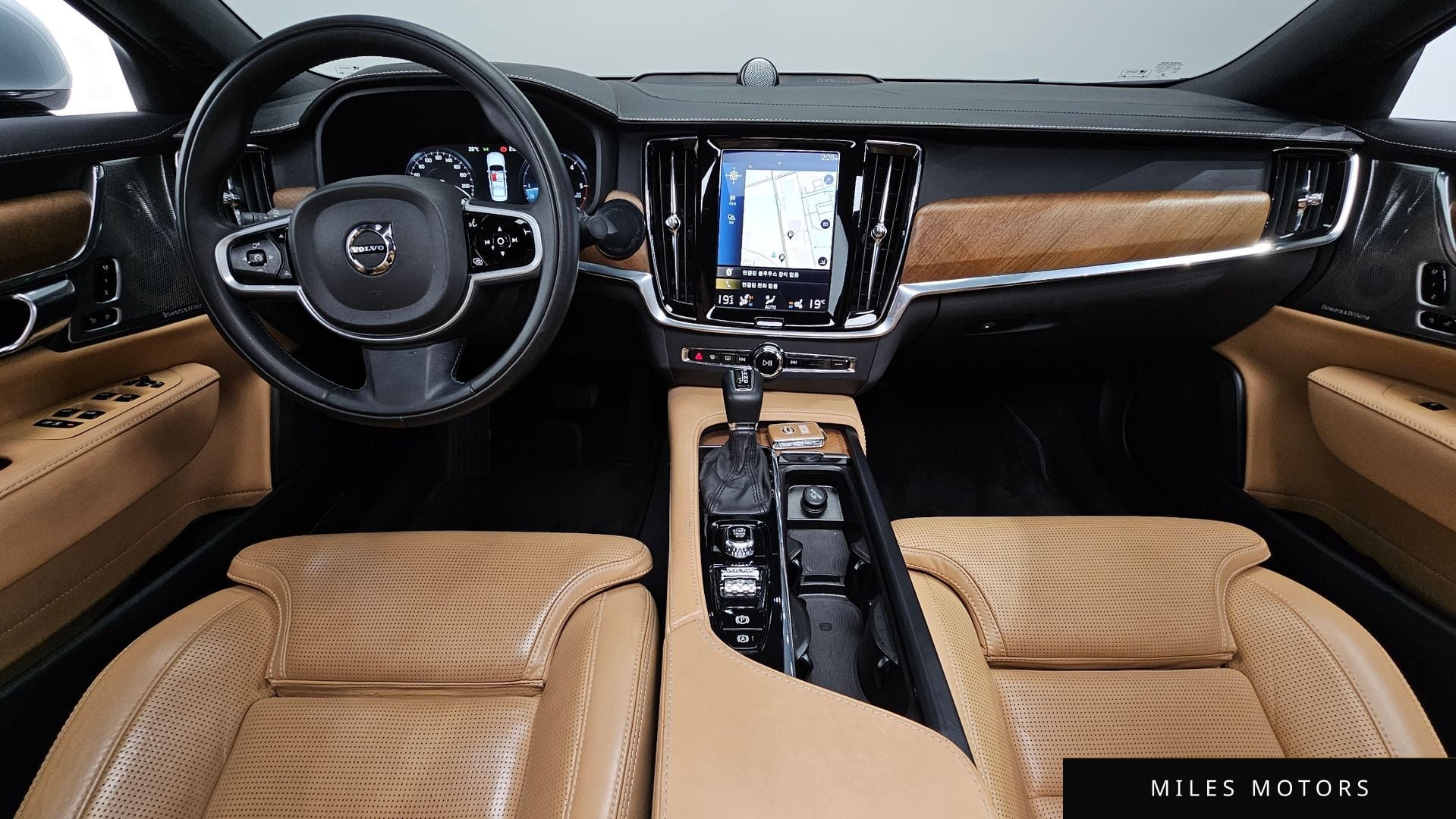 Volvo S90 2019 — миниатюра 10