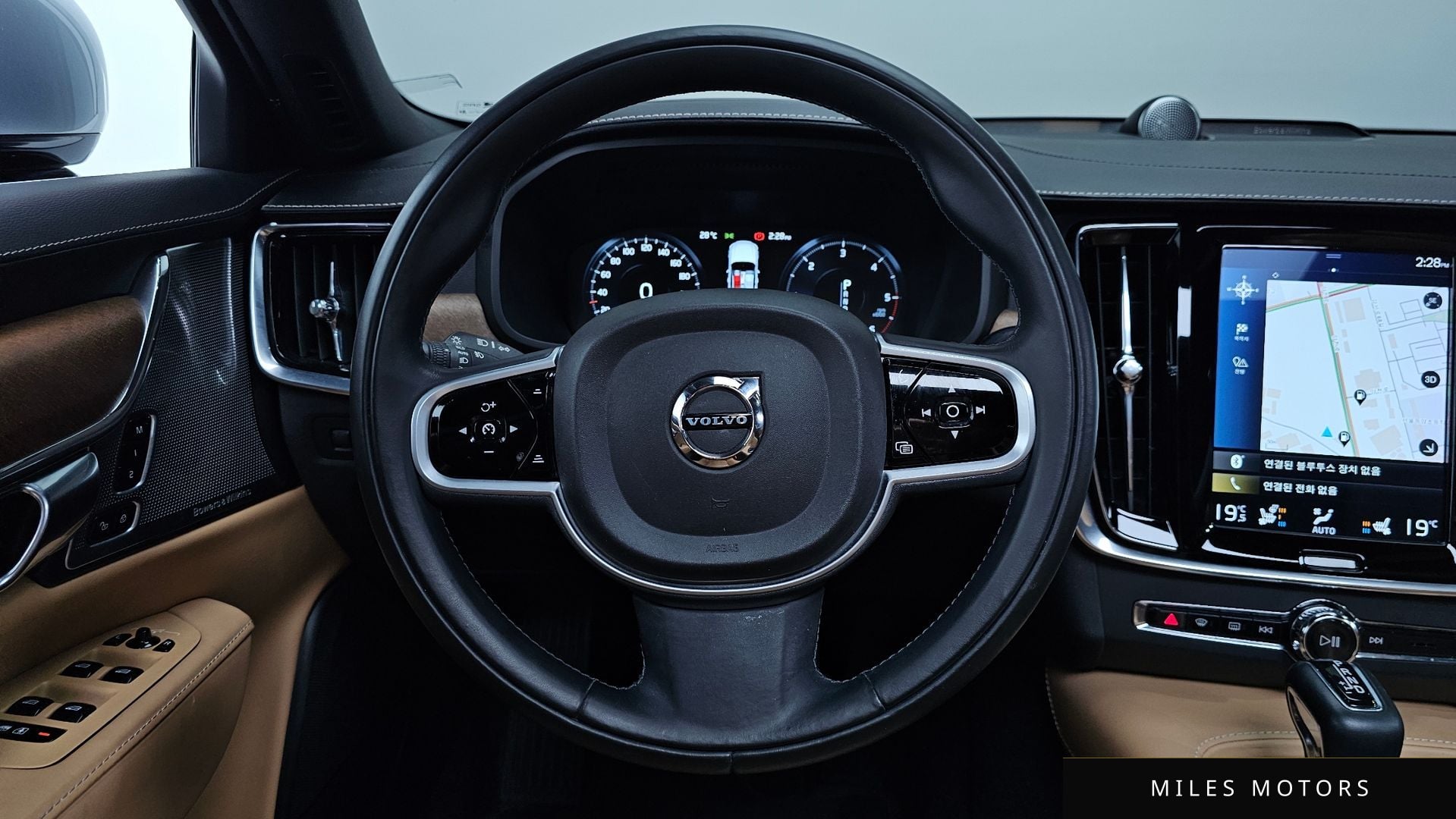 Volvo S90 2019 — миниатюра 19
