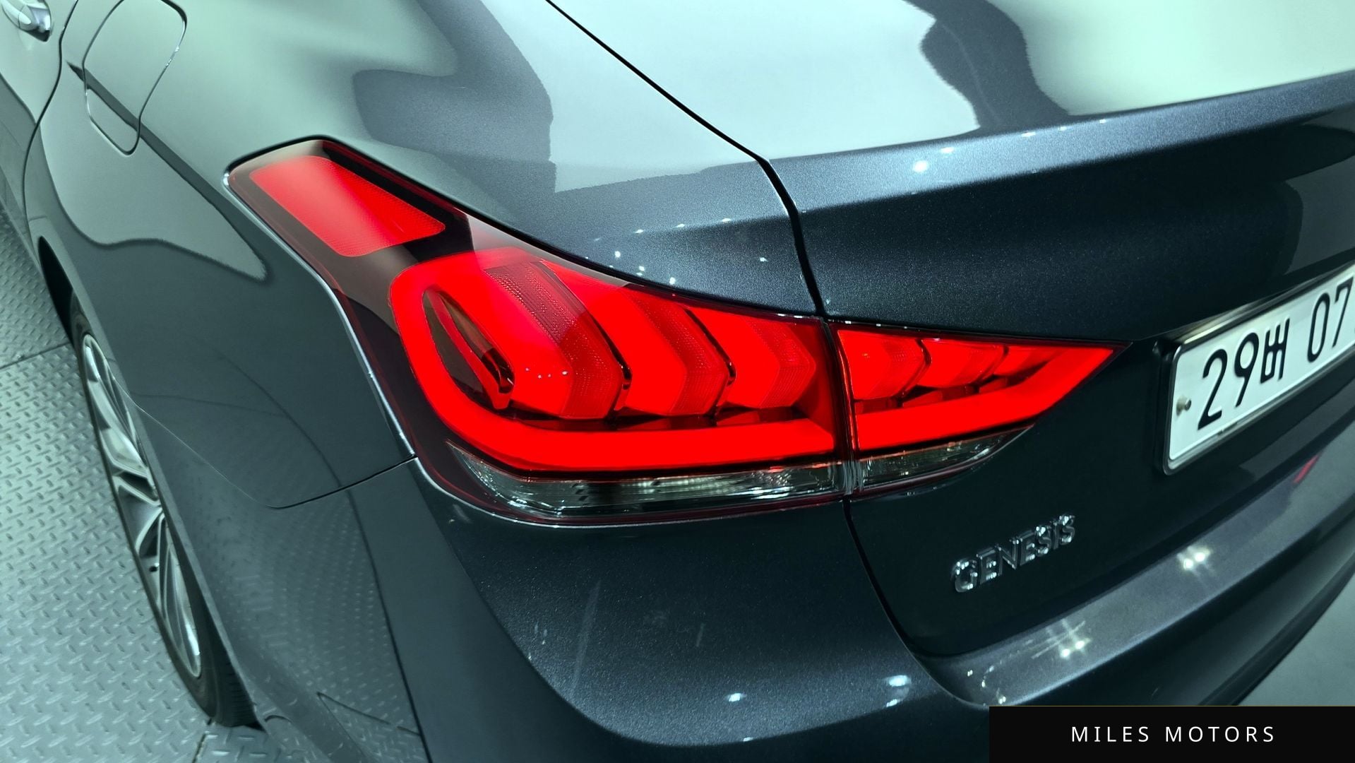 Hyundai Genesis 2016 — миниатюра 9