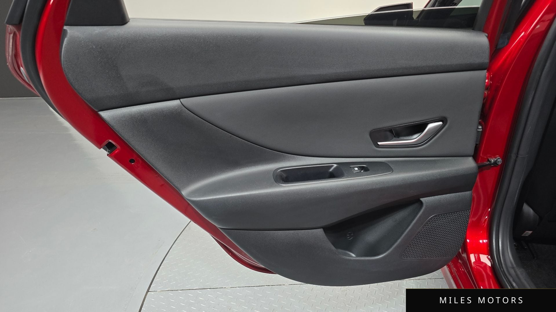 Hyundai 뉴 아반떼 (CN7) 2025 — миниатюра 15