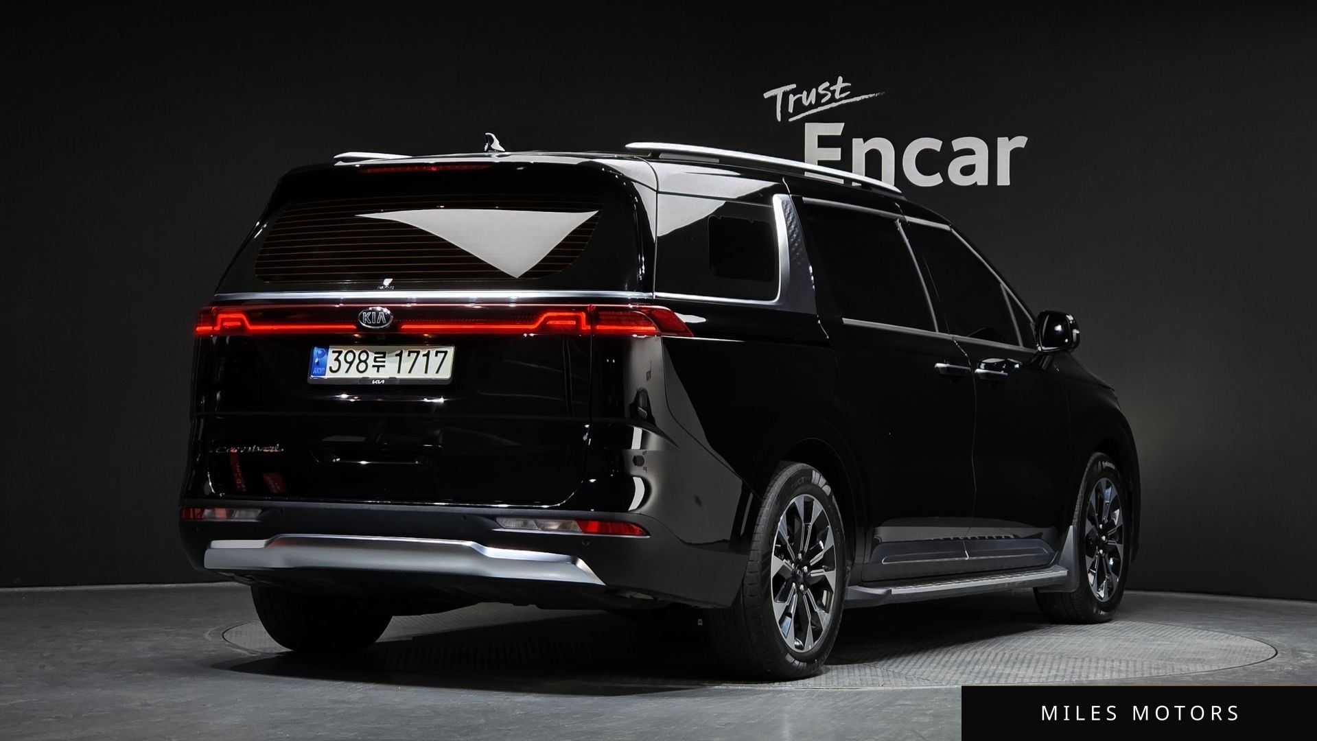 Kia Carnival 2021 — миниатюра 2
