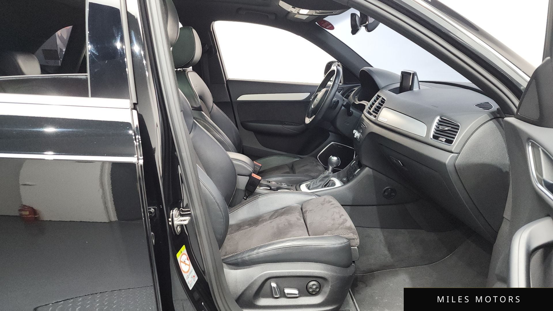 Audi Q3 2015 — миниатюра 11