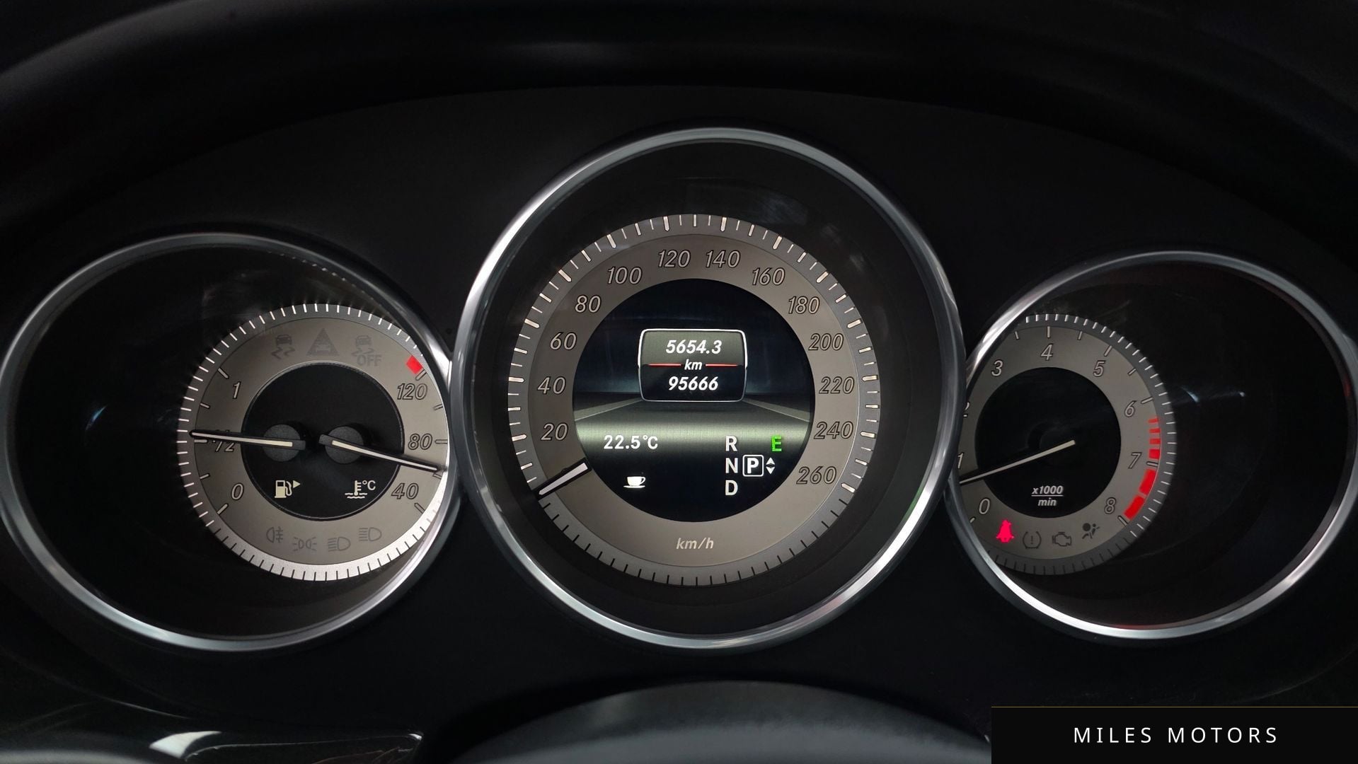 Mercedes-Benz CLS-클래스 W218 2013 — миниатюра 8