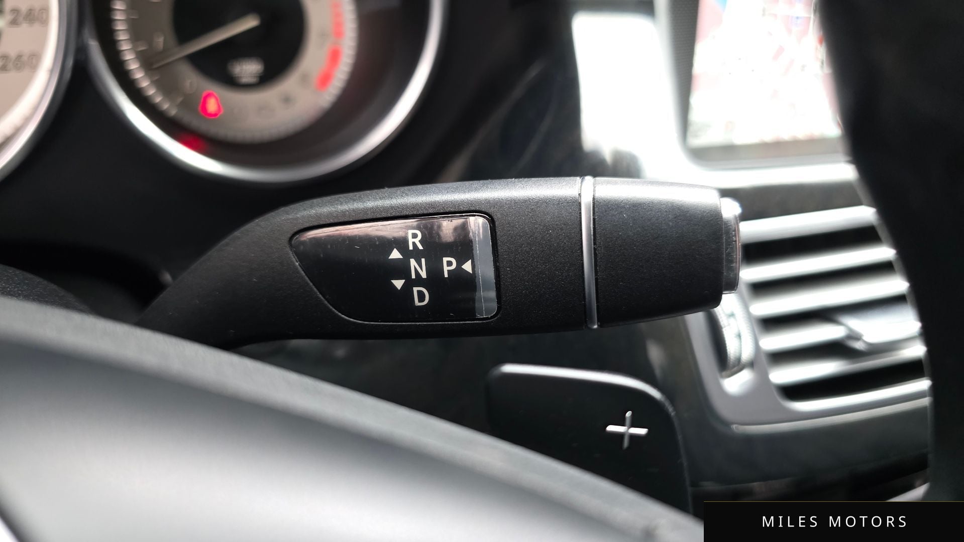 Mercedes-Benz CLS-클래스 W218 2013 — миниатюра 9