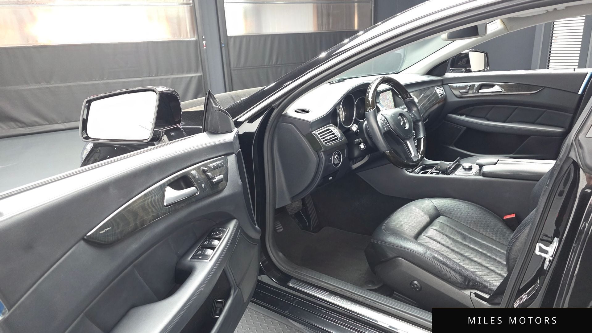 Mercedes-Benz CLS-클래스 W218 2013 — миниатюра 10