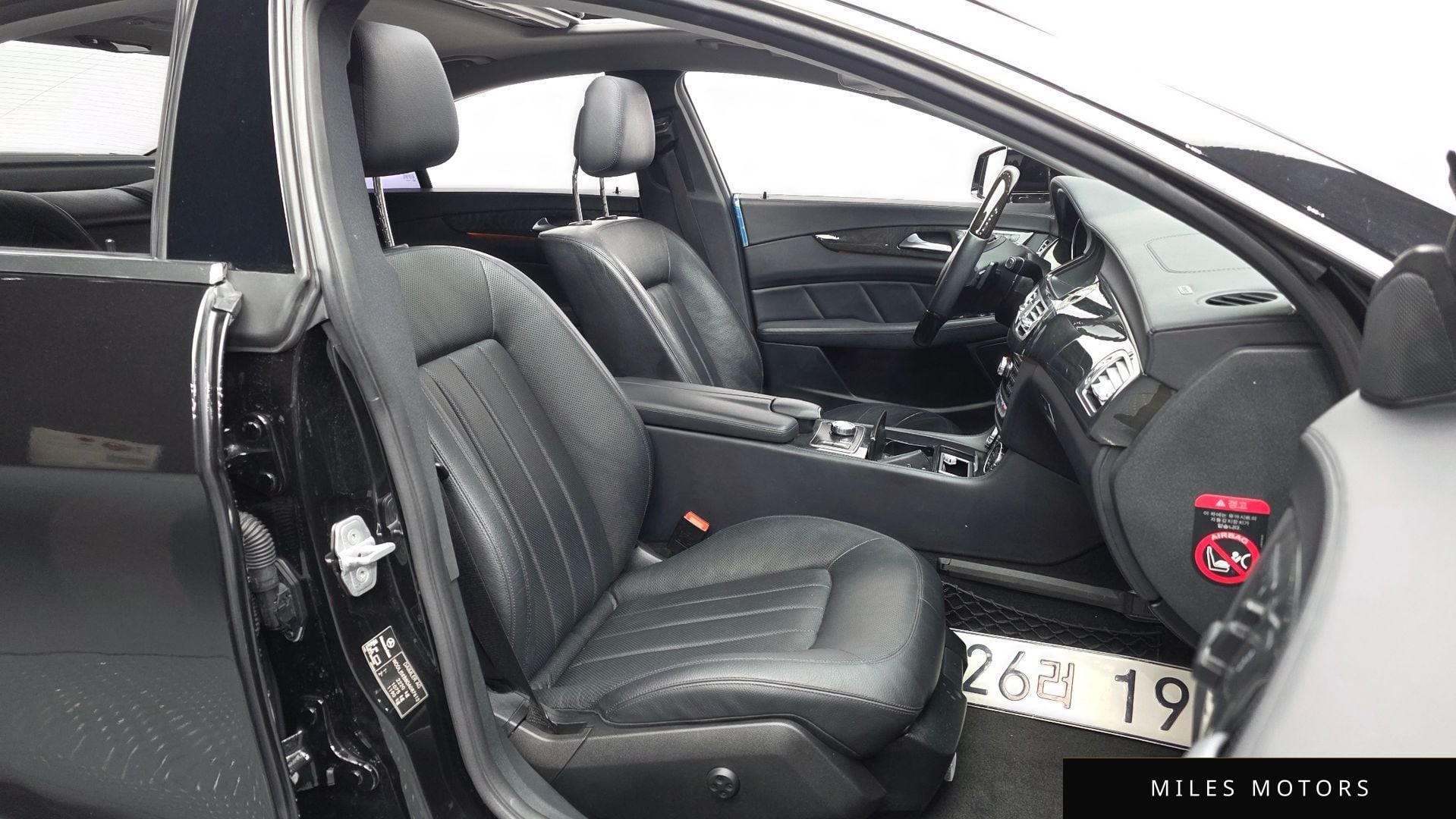 Mercedes-Benz CLS-클래스 W218 2013 — миниатюра 11