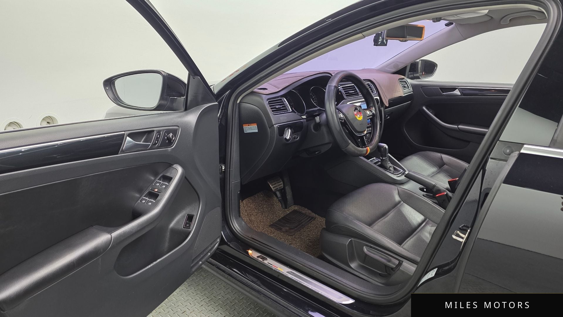 Volkswagen Jetta 2015 — миниатюра 10